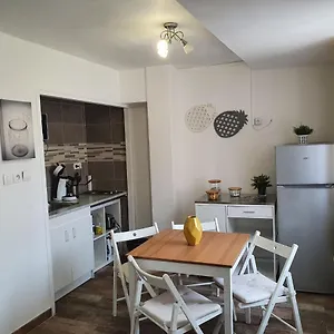 https://scandinave-de-steenia.fr-provencehotel.com