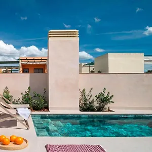 https://magno-apartments-clavellinas-pool-and-parking.es-andalucia.com